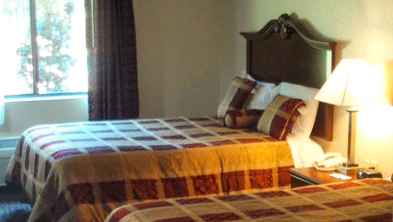 Western Motel Inn And Suites Hazelhurst Hazlehurst Kültér fotó